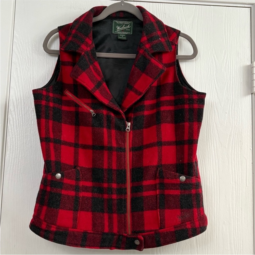 Woolrich Wool Blend Women's Red & Black Plaid Zip Vest Size Medium
